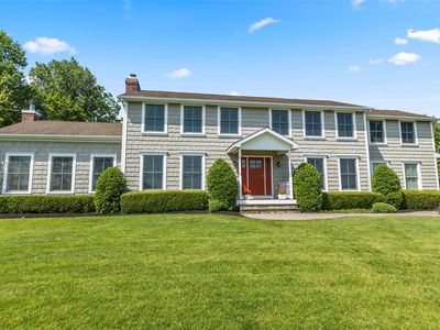 16 Dyke Road, Setauket, NY, 11733