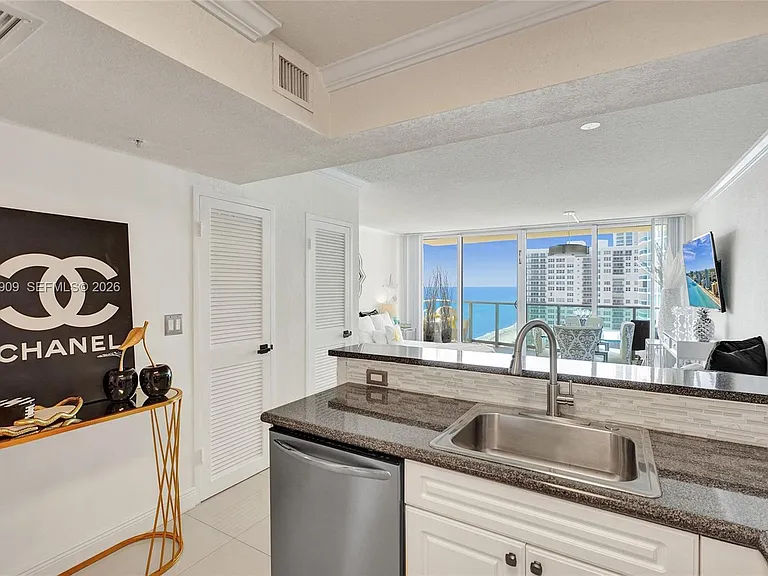 2501 S Ocean Dr #1212 — Photo 7