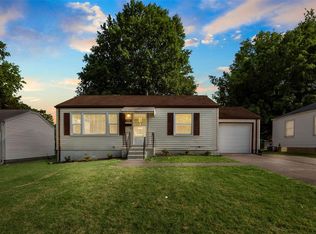 1138 Laire Dr, Saint Louis, MO