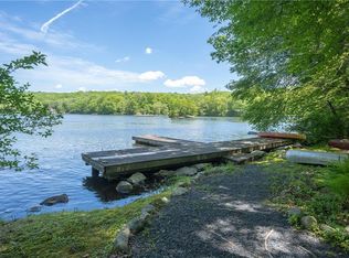 243 Lake Shore Rd, Putnam Valley, NY 10579