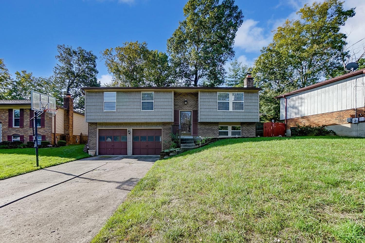 JUICY☆ 30 3167 Black Heath Ct, Port Huron, MI 48060 | Zillow