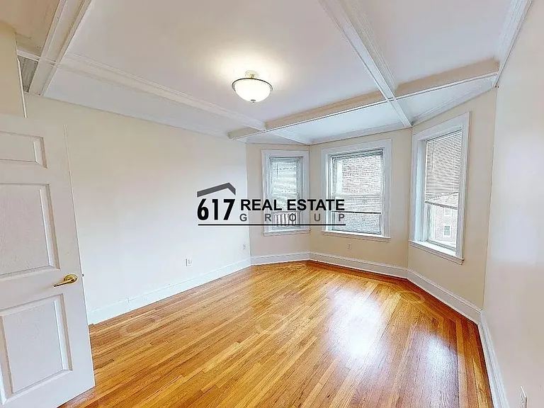 73 Thatcher St #101 — Photo 8
