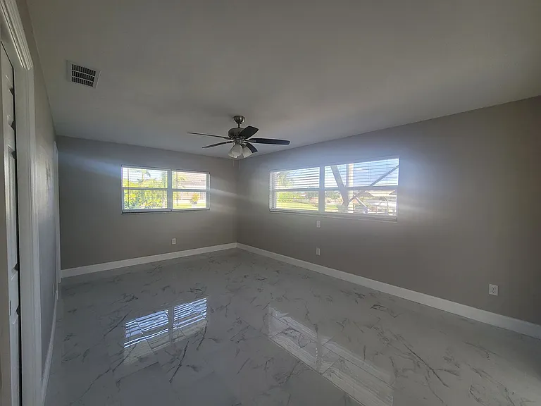 5227 SW 2nd Pl — Photo 17