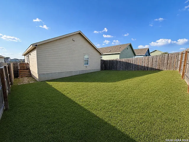 7010 Solar Rdg — Photo 18