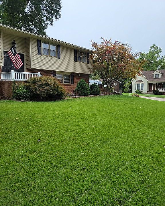 1st image of 2037 Kenneth Dr