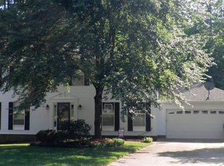 327 Minden Ln, Matthews, NC 28105