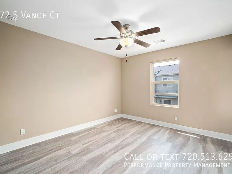 572 S Vance Ct — Photo 23