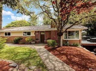 19114 67th Ave NE, Kenmore, WA 98028