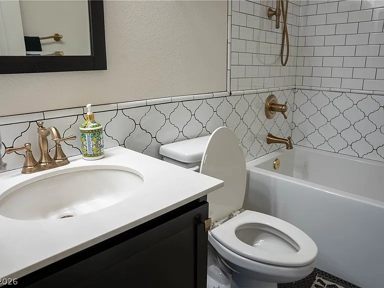 520 Hunter Flat St — Photo 18