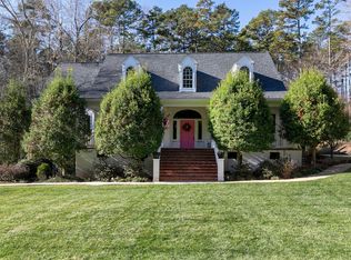 8913 Hometown Dr, Raleigh, NC 27615