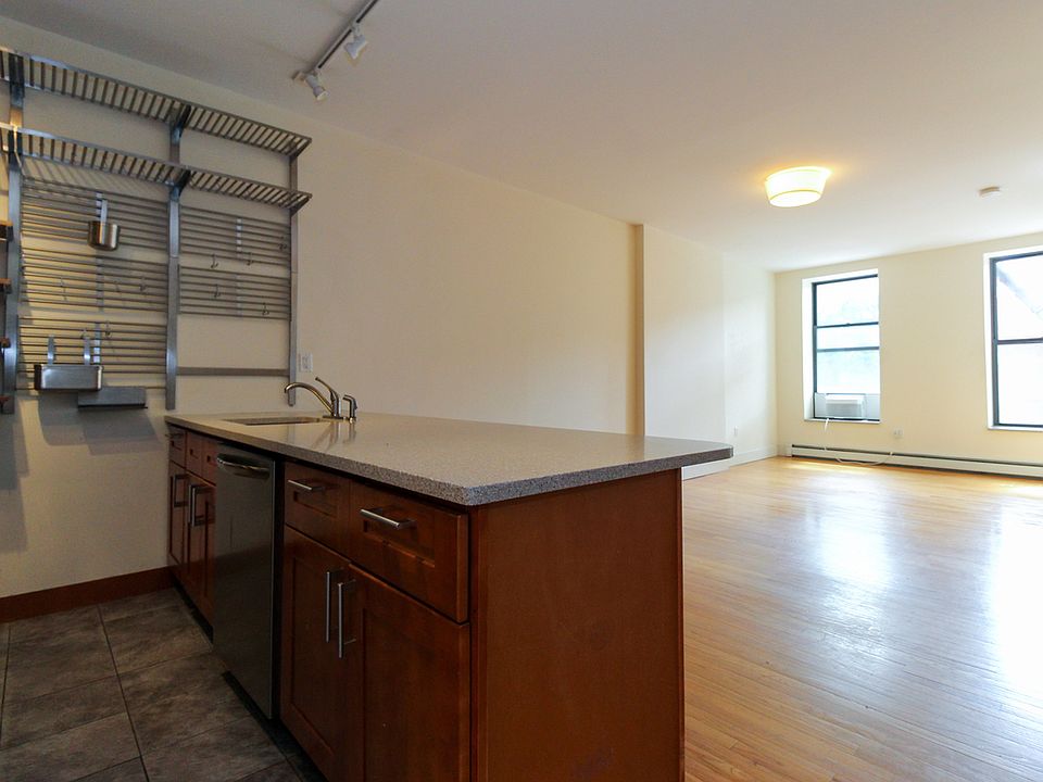 1st image of 260 5th Ave #2A