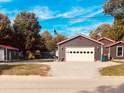 519 W Oak St, Fremont, MI, 49412