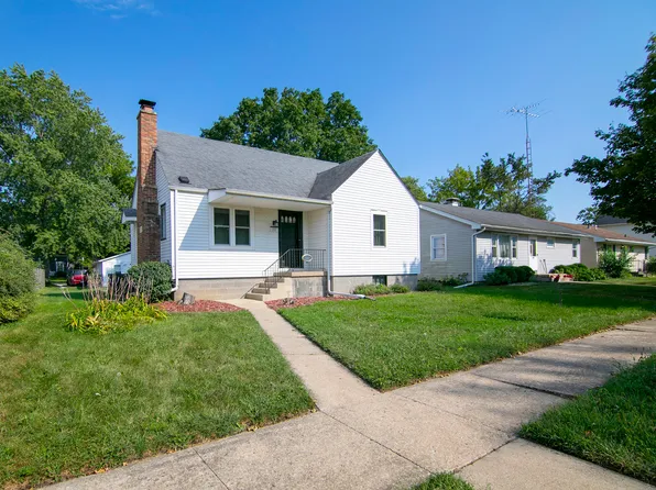 282 N Oak St, Herscher, IL 60941