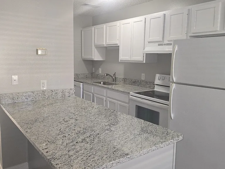 43478 Barry Ct — Photo 16