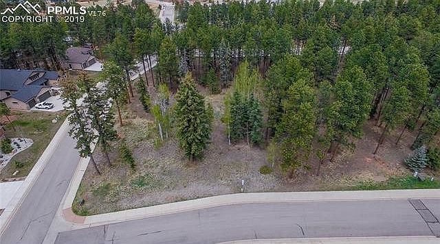 1st image of 600 Meadowlark Ln