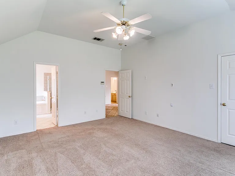 104 Dorsett Dr — Photo 19