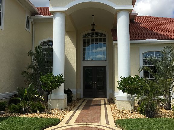 3rd image of 1814 Lago Vista Blvd