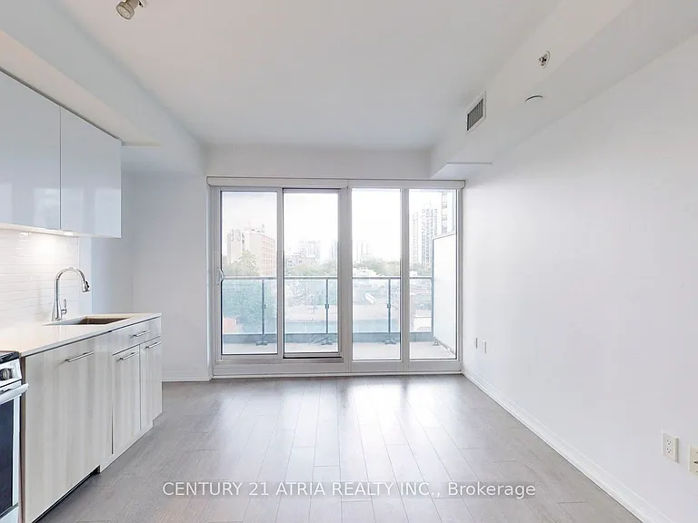 251 Jarvis St #509 — Photo 6