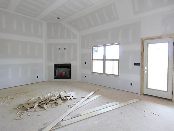 3rd image of 35 Dexter Dr #35