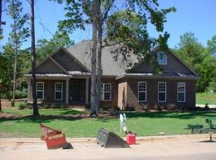 477 Grove Park Loop, Wetumpka, AL 36093