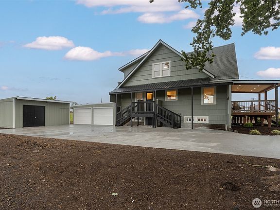2nd image of 39302 236th Avenue SE