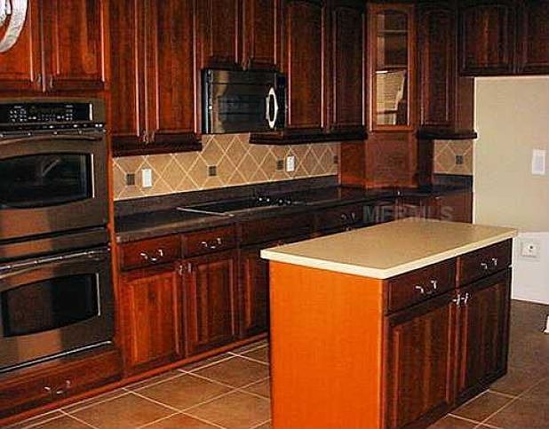 2nd image of 386 Brentwood Club Cv