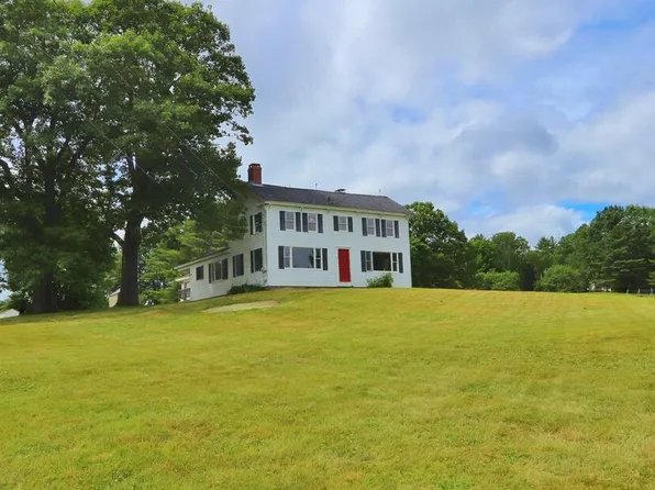 1286 Pushaw Road, Glenburn, ME 04401