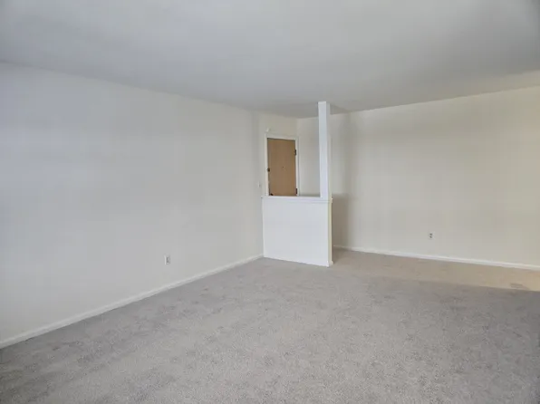 401 Us Highway 22 APT 22H, North Plainfield, NJ 07060