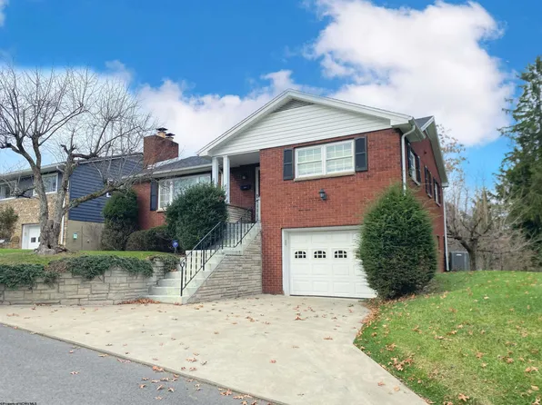 1219 Morningside Dr, Fairmont, WV 26554