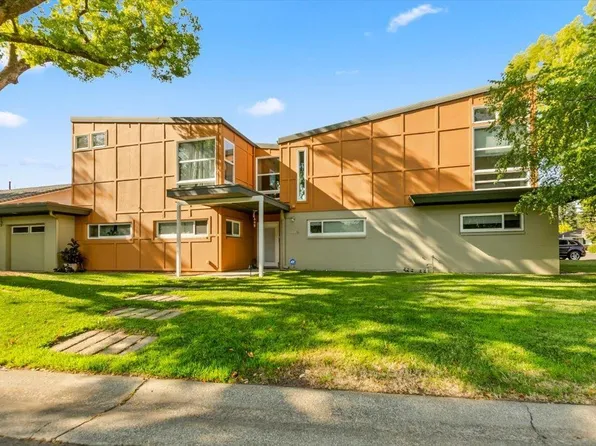 1449 Claremont Way, Sacramento, CA 95822