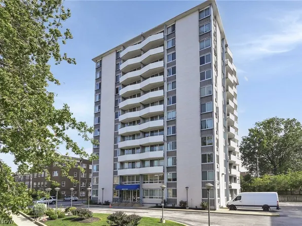 11811 Lake Ave APT 1002, Lakewood, OH 44107