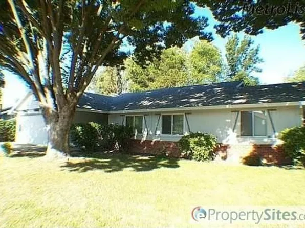 3628 Pullman Dr, Sacramento, CA 95827