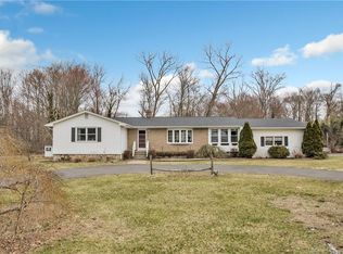 16 Fox Dr, Seymour, CT 06483