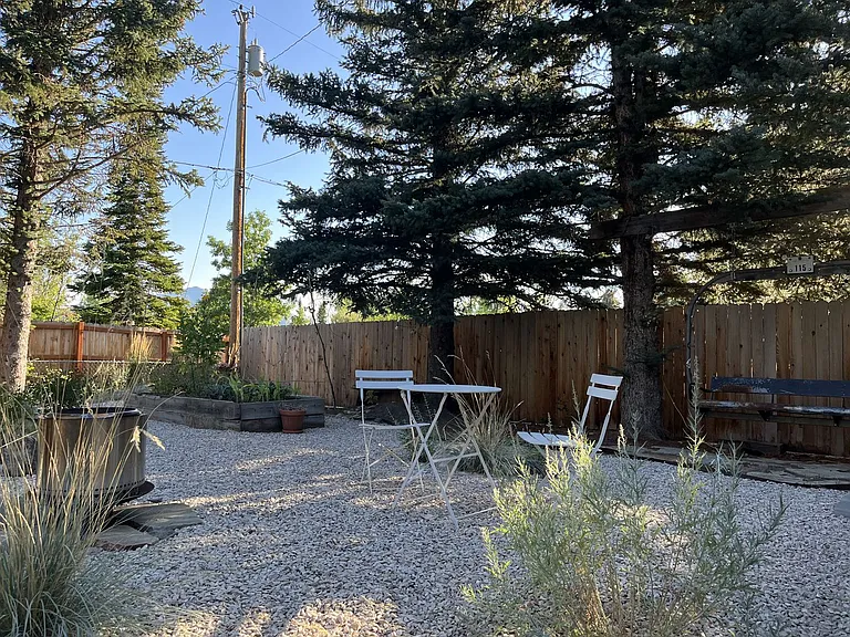1115 S Cedarview Dr — Photo 4