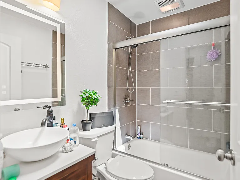 5947 Southmont Ct — Photo 13