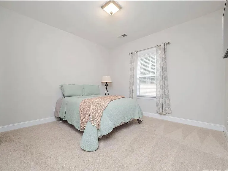 301 Porter Hill Dr — Photo 11