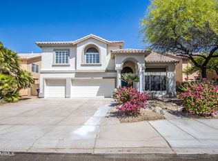 301 N Carriage Ln, Chandler, AZ 85224