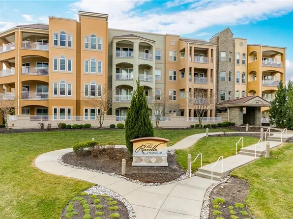 3810 N Mulberry Dr Unit 206, Kansas City, MO 64116