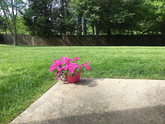 3rd image of 6441 Coral Vine Way
