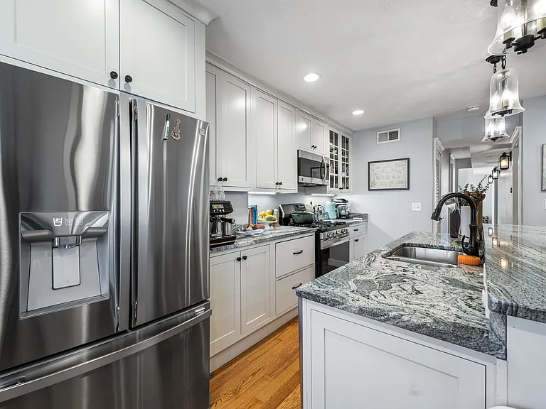 228 Havre St #3 — Photo 5