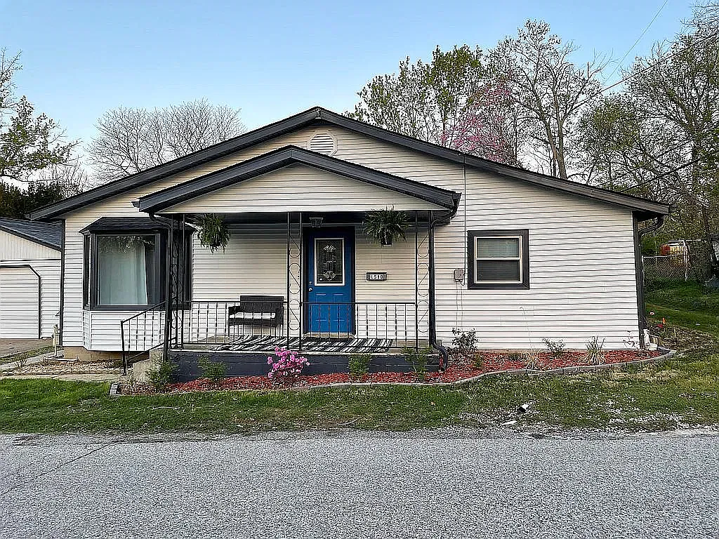 3 bed, 2000 sqft, $2,200 — Photo 1