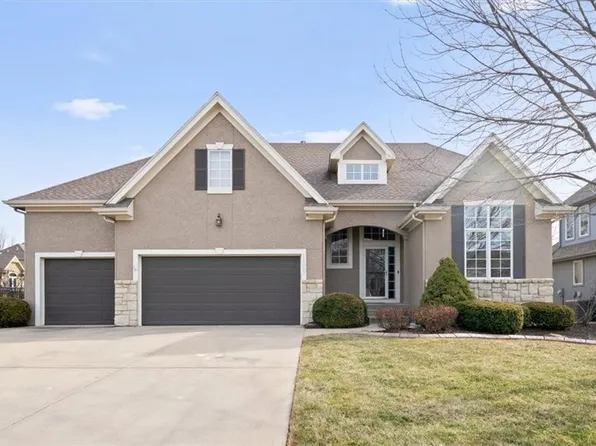 14007 S Widmer St, Olathe, KS 66062