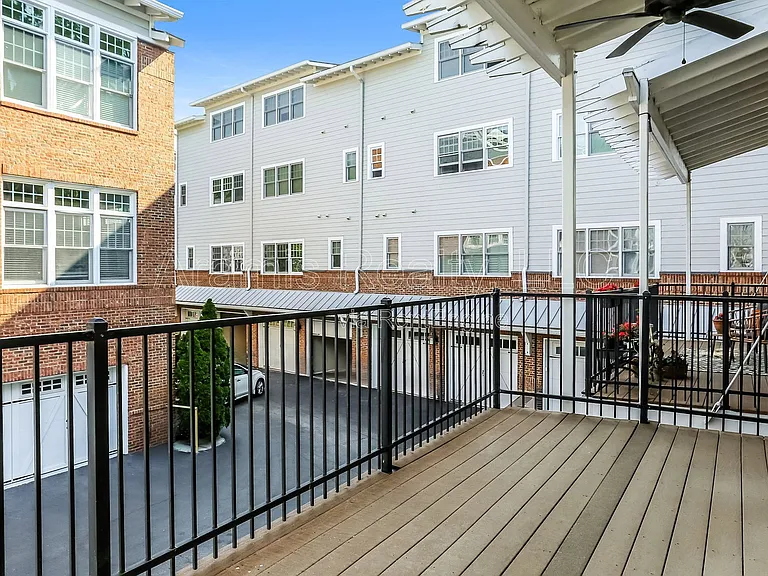 1258 Dekalb Ave NE — Photo 18