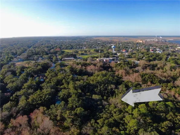 13th Ter N, Fernandina Beach, FL 32034