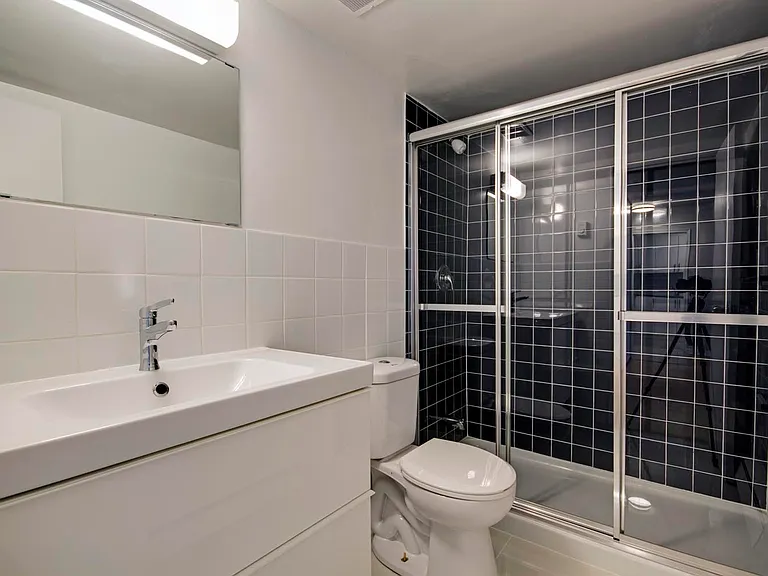 89 Isabella St #204 — Photo 10
