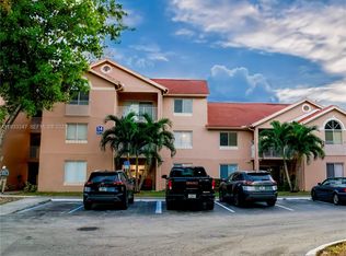 15770 SW 106th Ter APT 305, Miami, FL 33196