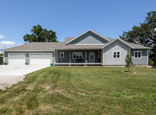 15001 E 2022nd Rd, Stockton, MO 65785