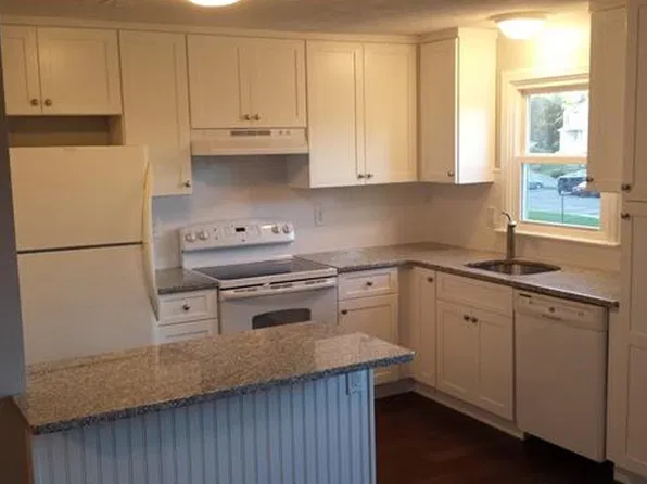 115 Carriage Path S, Milford, CT 06460