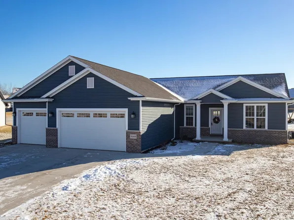 N1830 Schroeder Farm Dr, Greenville, WI 54942