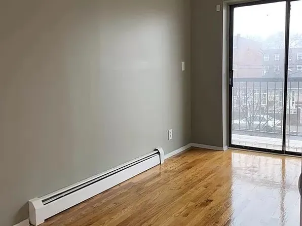 719 East 85th Street image 12 of 14